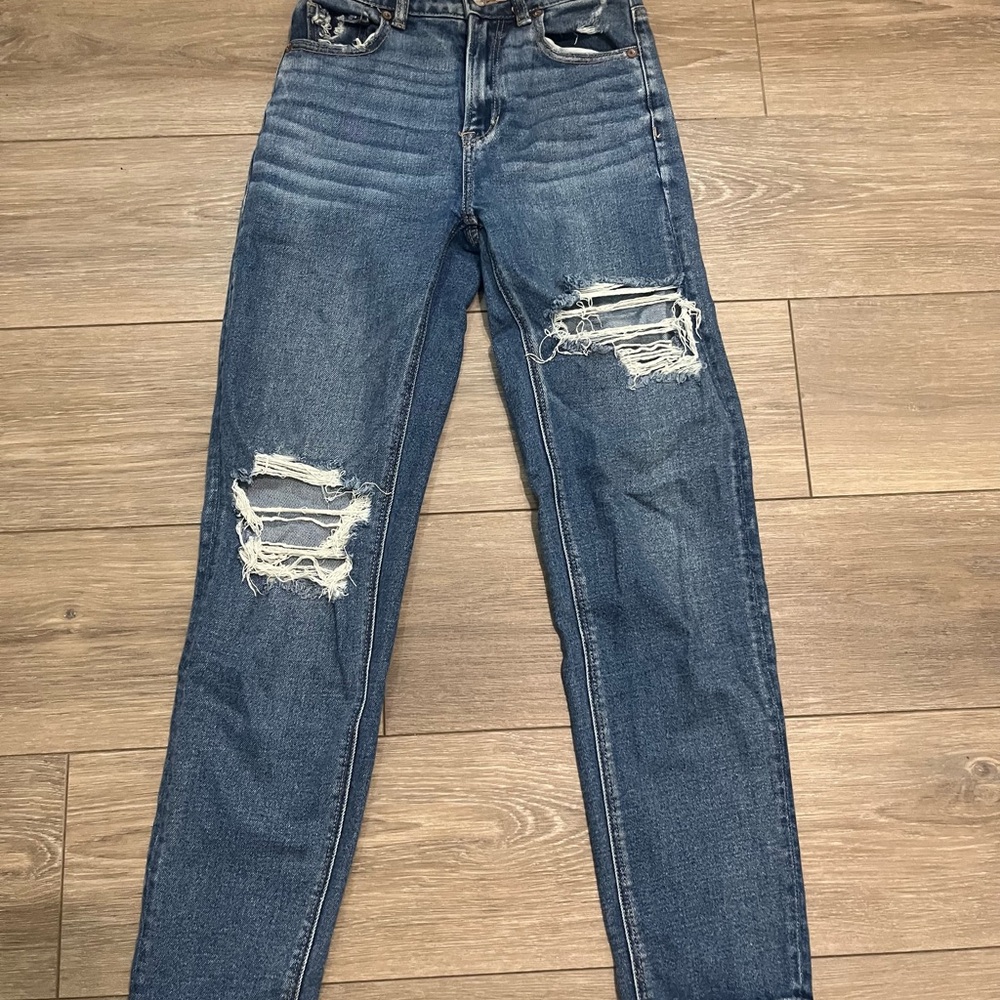 American Eagle Stretch Mom Straight Jean
